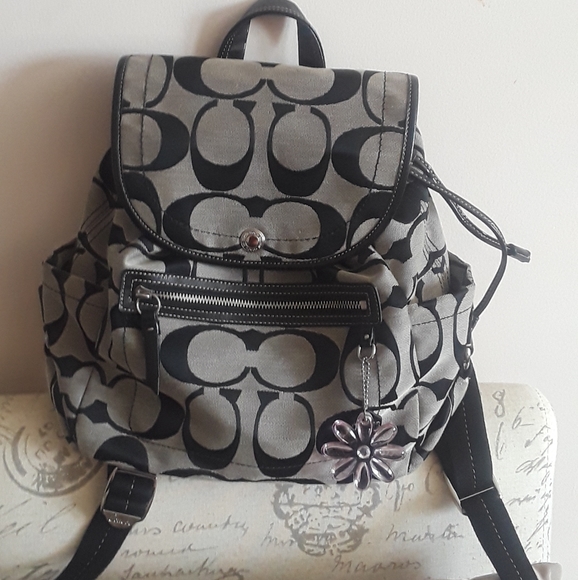Coach Handbags - Coach poppy signature backpack